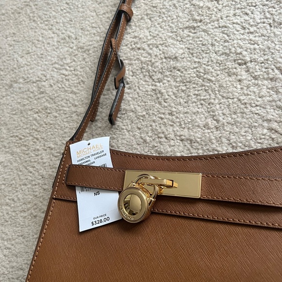 Brown leather michael kors purse - Picture 6 of 6